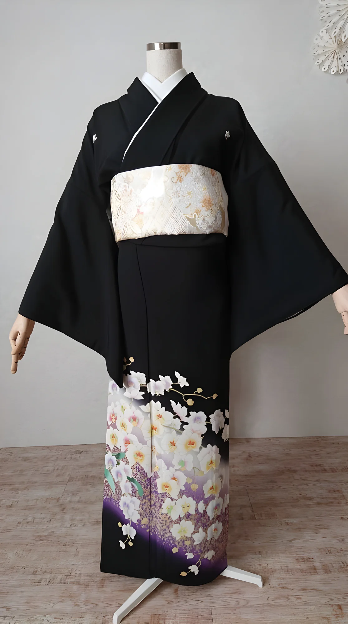 大分の黒留袖レンタル｜衣裳写真 1